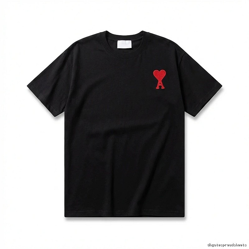 AMI Love Embroidery Simple Black T-shirt