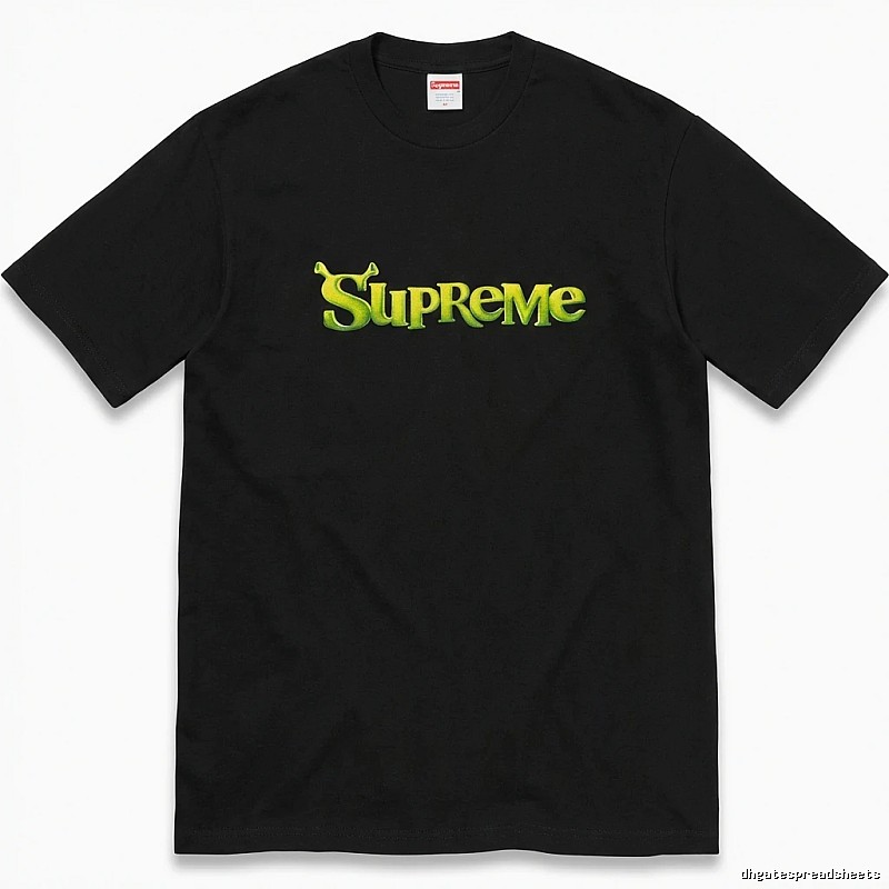 Black T-shirt with Supreme letter print