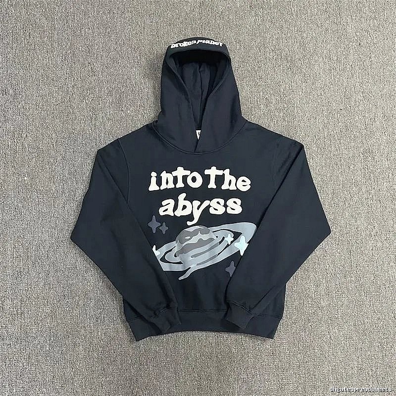 Broken Hearts Style H210 Skull Graphic Hoodie Modern Fit