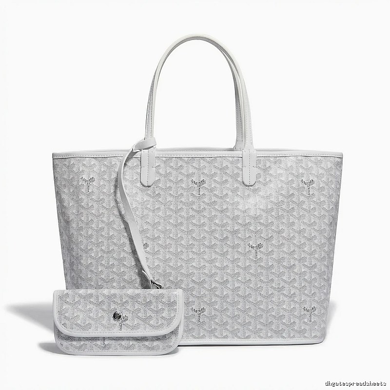 Classic white tote bag of GOYARD