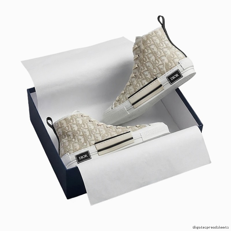 Dior classic off-white high-top shoes