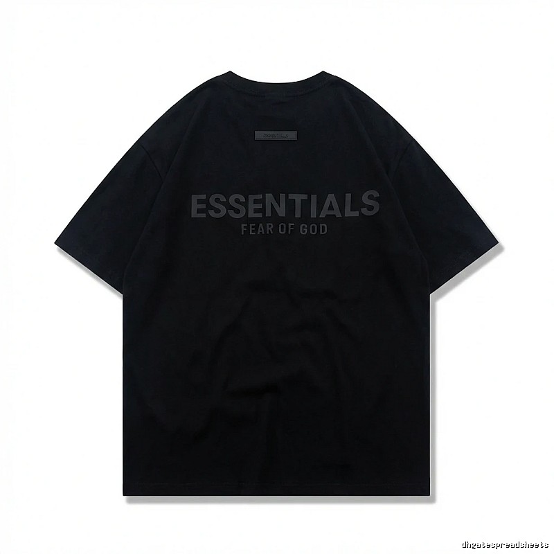 ESSENTIALS minimalist style black T-shirt