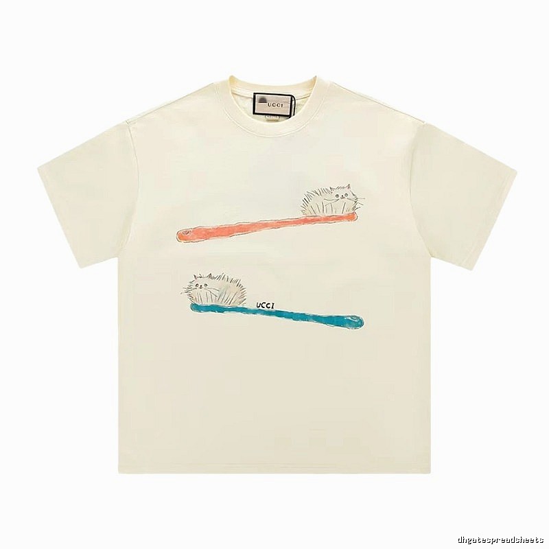 Gucci Hand-painted Cat Vintage Style Off-white T-shirt