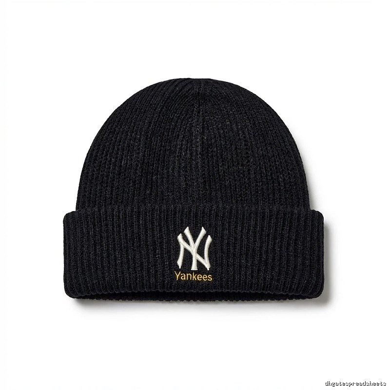MLB New York Yankees Simple Black Knitted Hat