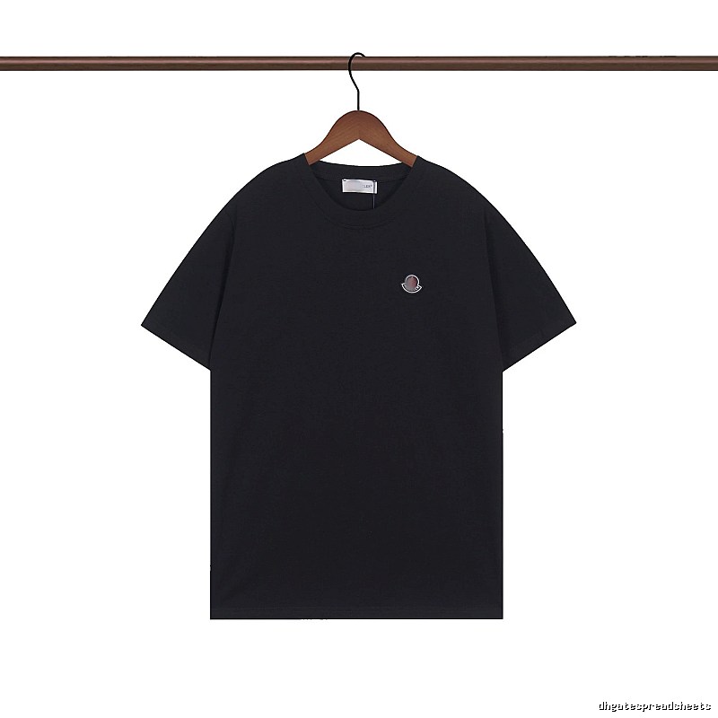 Moncler Classic Minimalist Style Black Short-sleeve T-shirt