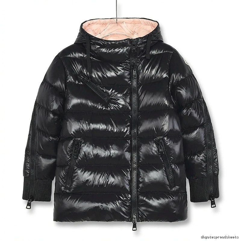 Moncler shiny and stylish black down jacket