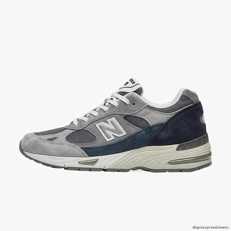 New Balance retro-style grey-blue sports shoes