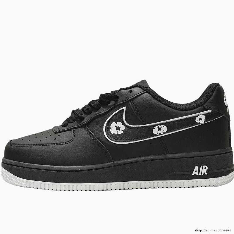 Nike Air Force 1 trendy black shoes