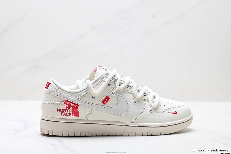 Nike co-branded trendy and cool white shoes