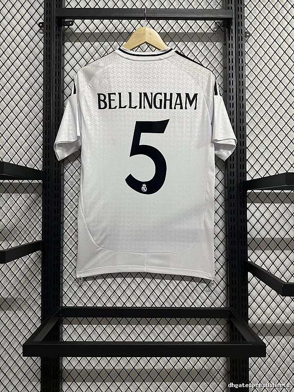 Real Madrid Daily Home soccer jersey White Real Madrid for City Outfits Select Edition