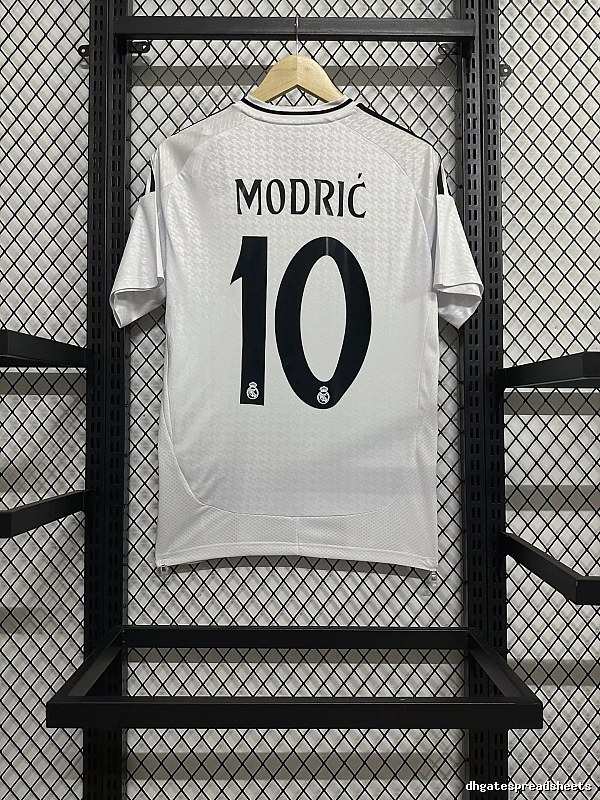 Real Madrid Resort Home soccer jersey White Real Madrid for Travel Looks Select Edition