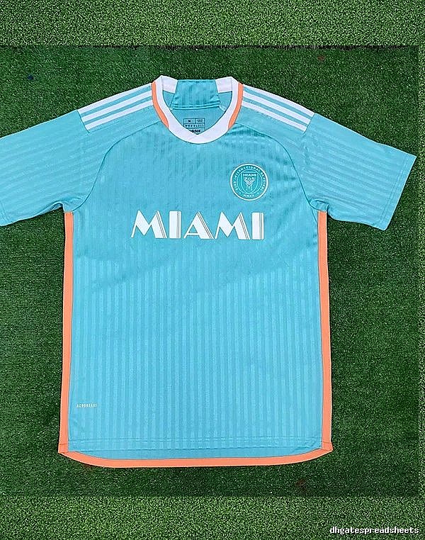 Real Madrid Travel Home soccer jersey White Real Madrid with Soft Visual Tone