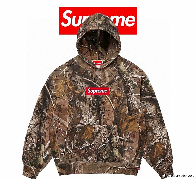 Supreme Camo Hooded Sweatshirt with Red Hoodie for Cold Weather