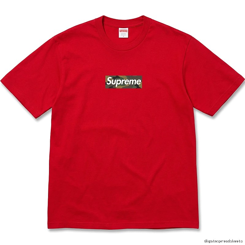Supreme camouflage-style red T-shirt