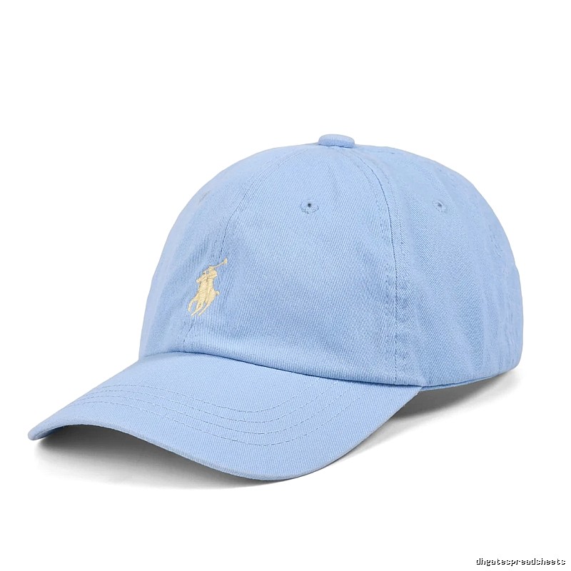The classic light blue hat of Ralph Lauren.
