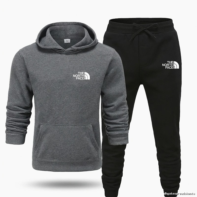 The North Face Simple Gray and Black Sportswear Set