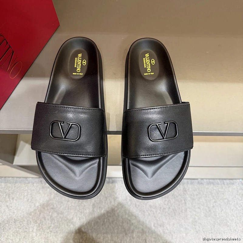 Valentino V-logo Light Luxury Style Black Slide Slippers